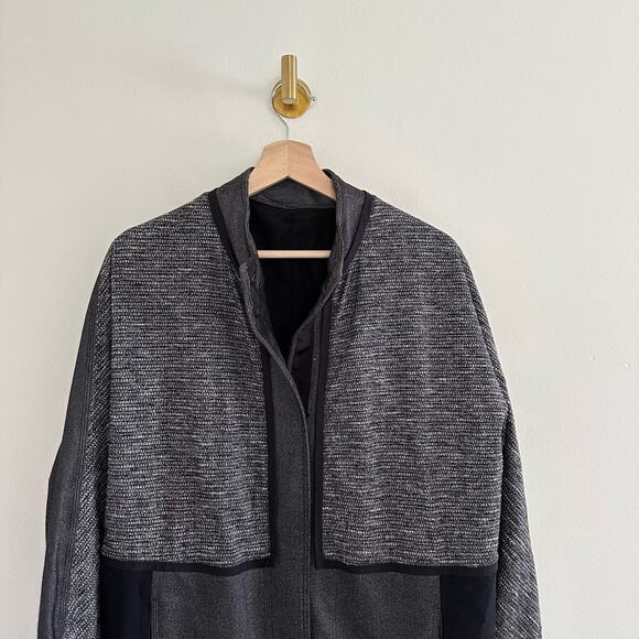 Lululemon Cocoon Car Coat in Black / Coco Pique Black / Shine Dot Black - Picture 4 of 11